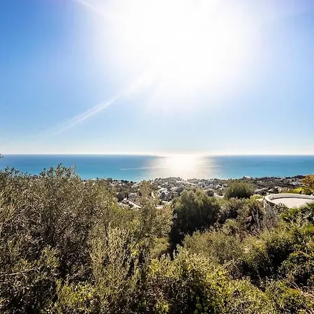 105 - Duplex With Views, Apartament *