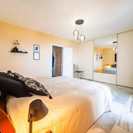105 - Duplex With Views, Апартаменты